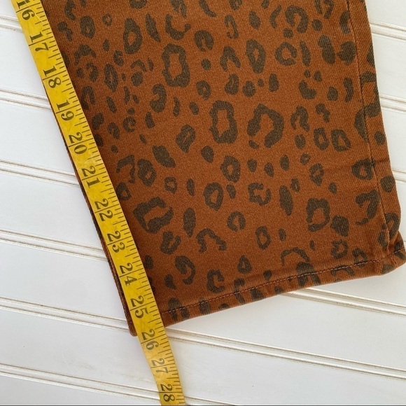 Universal Thread High-Rise Vintage Straight Jeans Size 10 NEW - Picture 11 of 11